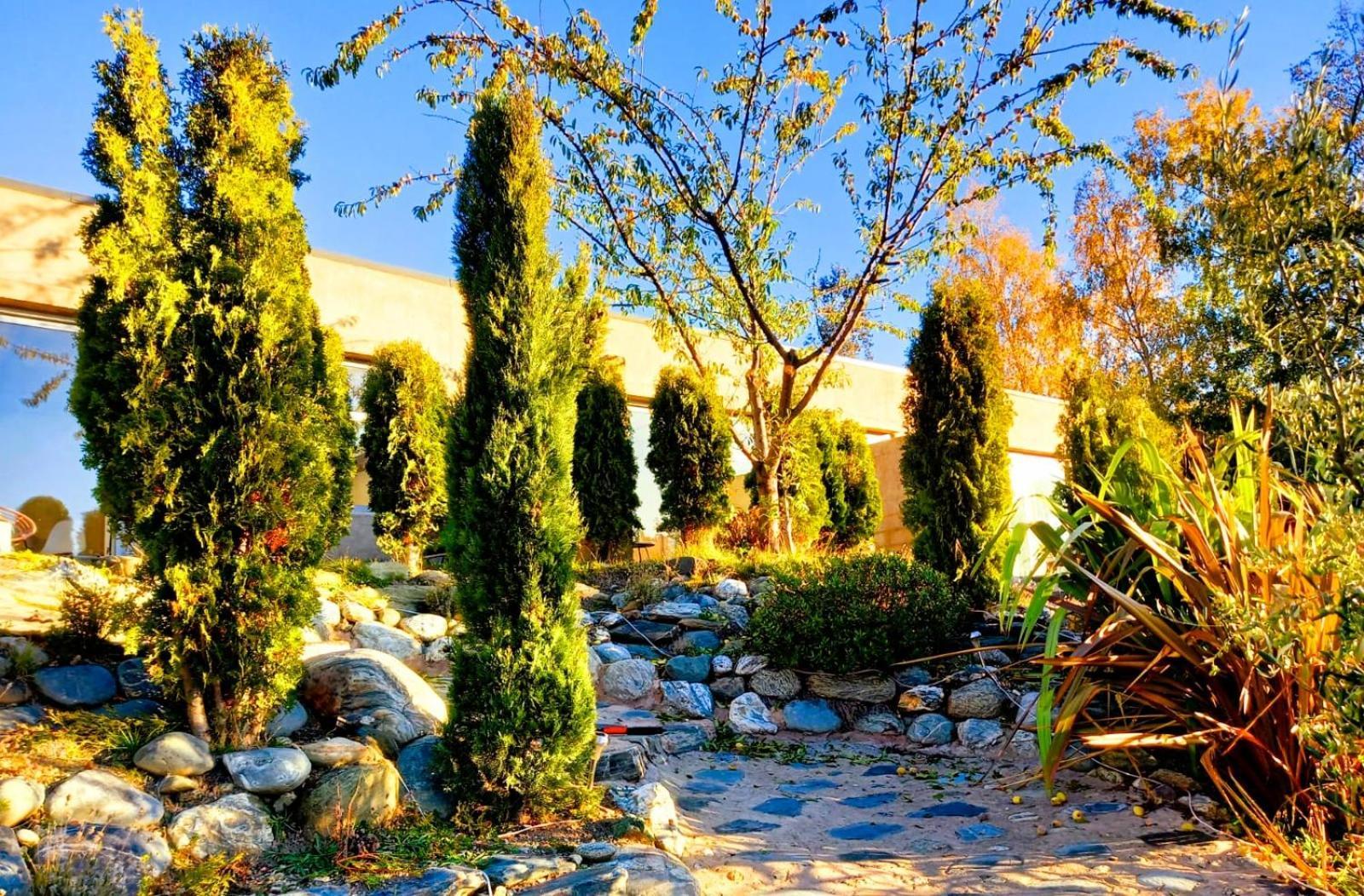 The Hidden Spring Hotel Wanaka Exterior photo